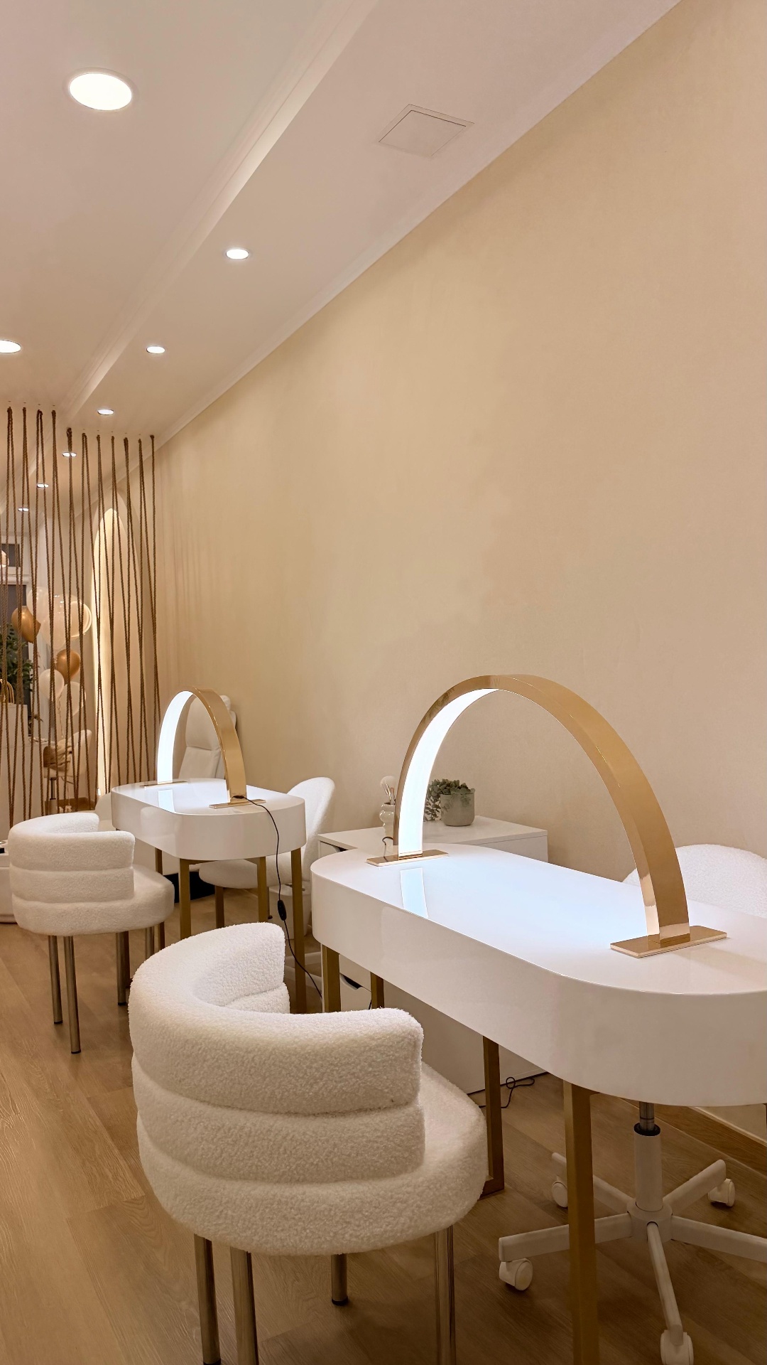 Interior acolhedor do salão Glow Concept em Lisboa
